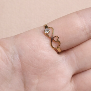 Anillo Infinito Corazón Circón